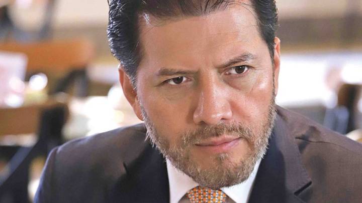Corren a Víctor Hugo Lobo de asamblea de Morena