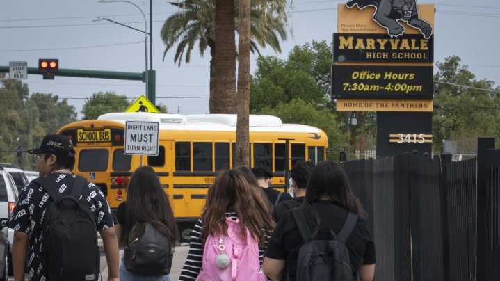 District: Lawmaker tried to get knife past school weapons detector