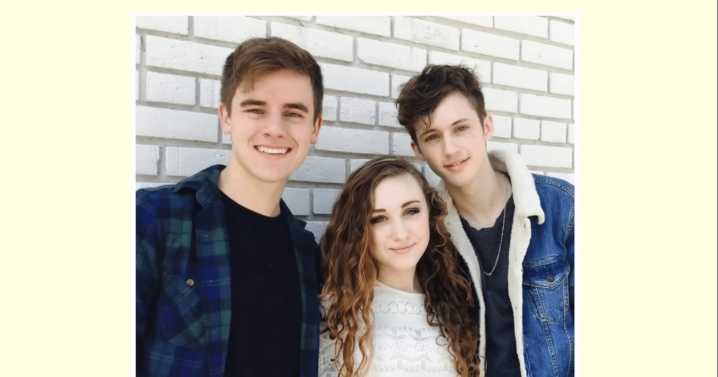 Troye Sivan Dated Connor Franta. Why Is Chappell Roan in It?