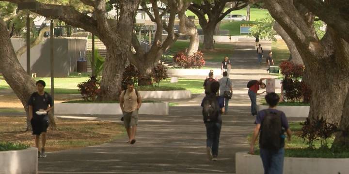 Heavy traffic anticipated near UH Manoa during student move