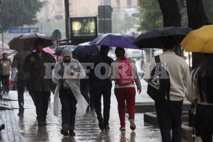 Registra CDMX lluvias intensas  y caída de granizo
