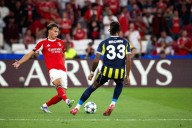 Benfica venció al Fenerbahce y se metió en la Fase Liga de la Champions League