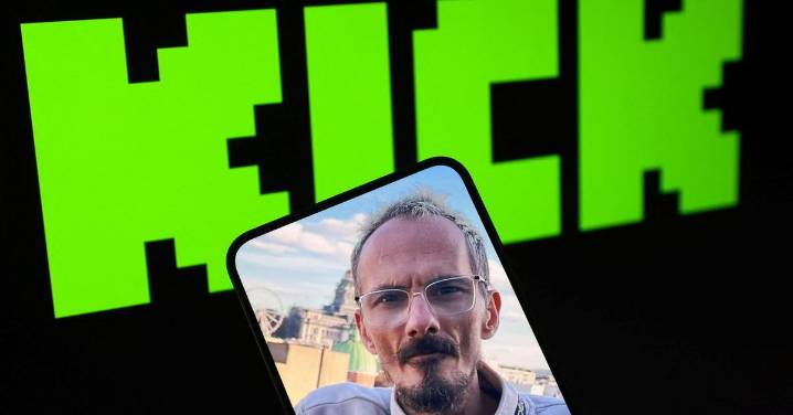 Doce días de vejaciones en directo a cambio de dinero: la muerte de un estrímero sacude a Francia