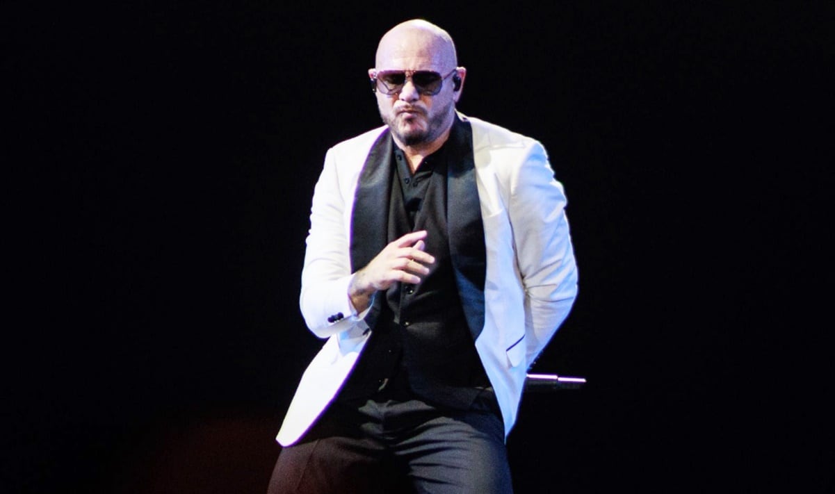 Pitbull cancela su presentación en Tijuana; el cantante abriría el concierto de Shakira