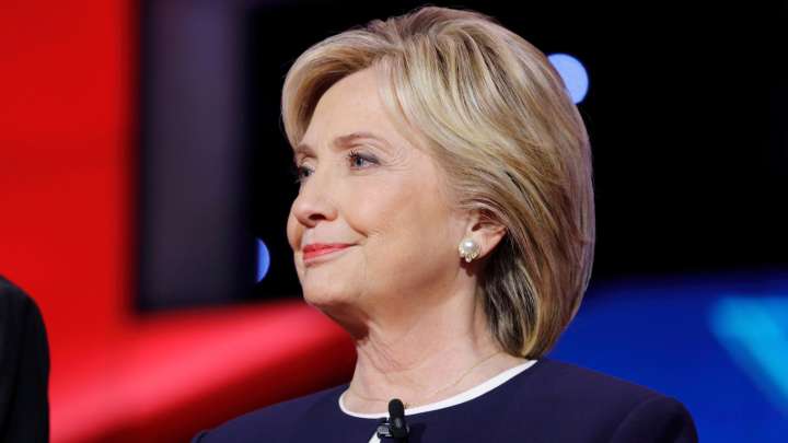 Hillary Clinton's Jaw-Dropping First Lady Fashion Moments Put Melania Trump To Shame