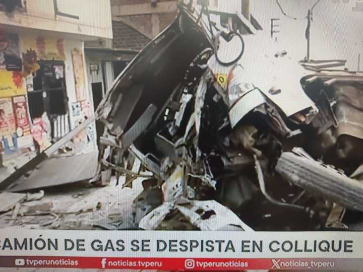 Comas: camión con balones de gas colisiona contra vivienda y deja 3 fallecidos en Collique