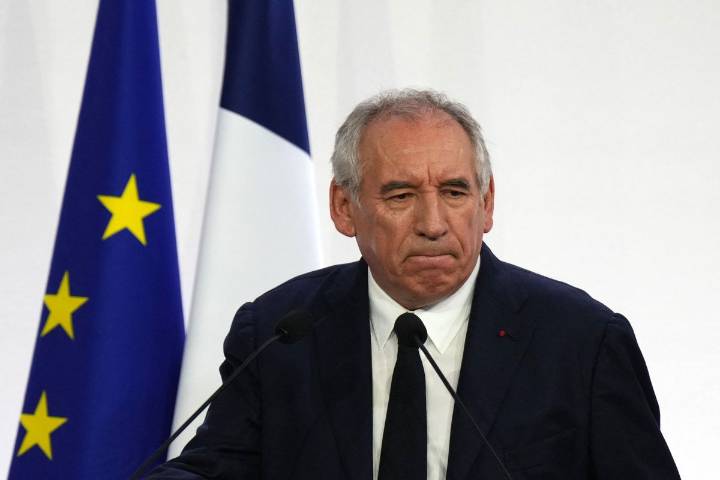 Pedirá primer ministro francés voto de confianza para refrendar plan de recortes
