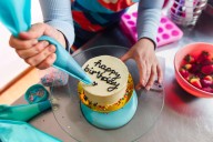 Teen Rejects Stepmom's Store-Bought Birthday Cake, Leaving Family Divided