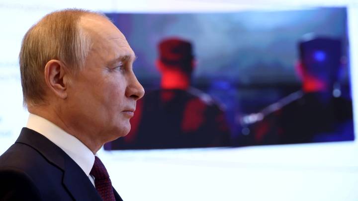 Putin dispuesto a reunirse con Zelenski, pero la legitimidad es un problema, dice Lavrov
