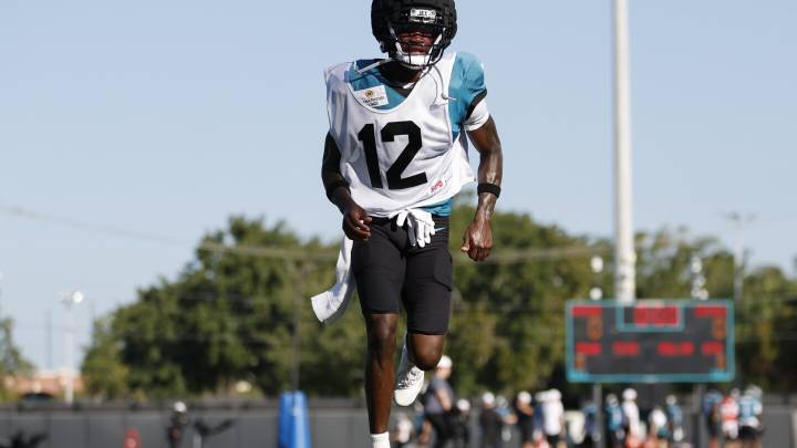 Travis Hunter: Playing both ways "not hard at all"