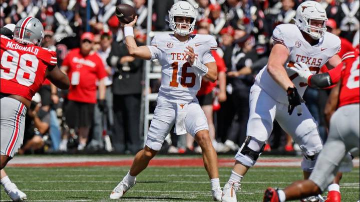 Arch Manning struggles as Texas loses to Ohio State 14