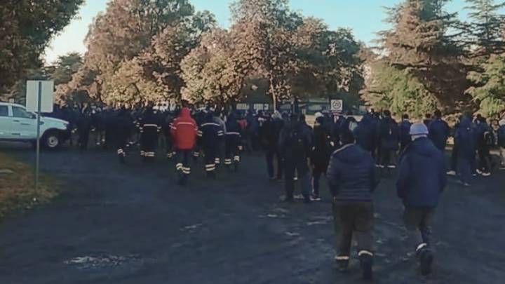 Se mantiene el paro de contratistas en Ternium Siderar San Nicolás