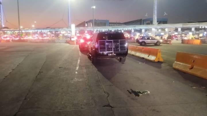 Niña es Atropellada al Caer de Vehículo en Movimiento en Tijuana; Iba Sujetada de la Puerta