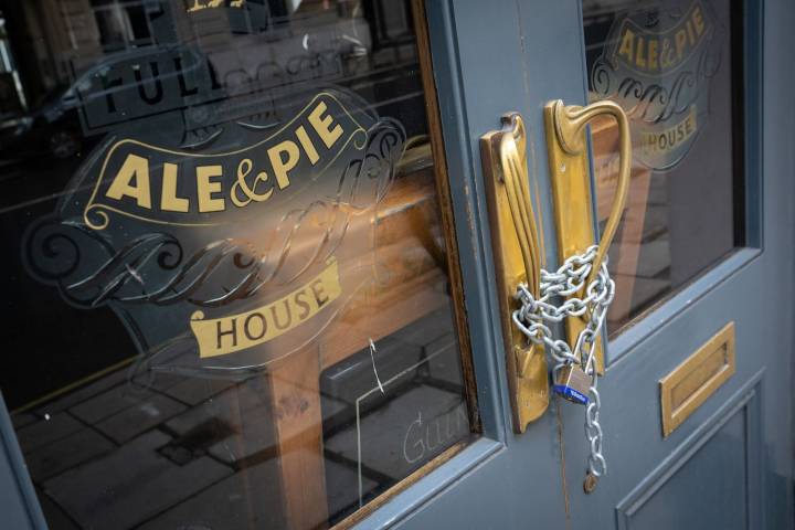 More than 200 pubs closed in six months amid tax hikes, figures show