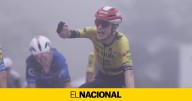 Ni una caída evita a Vingegaard acabar de rojo en la segunda etapa de la Vuelta a España
