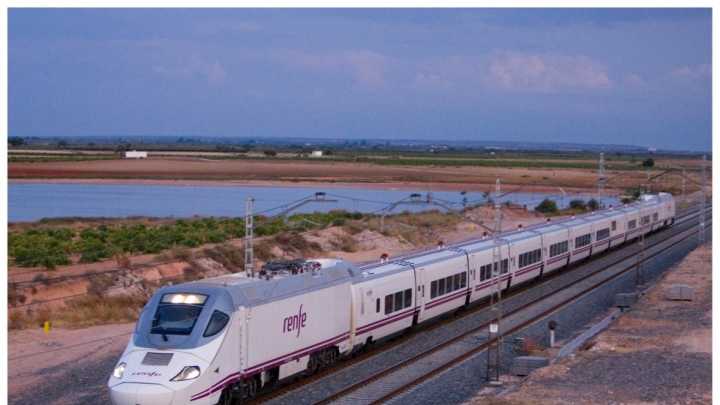 Segovia, la única "gran olvidada" en el refuerzo de Renfe de la línea Madrid-Santander: ¿Por qué tiene más derechos una persona de Valladolid o Palencia?