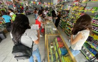 Crece competencia en regreso a clases; Prefieren padres tiendas chinas