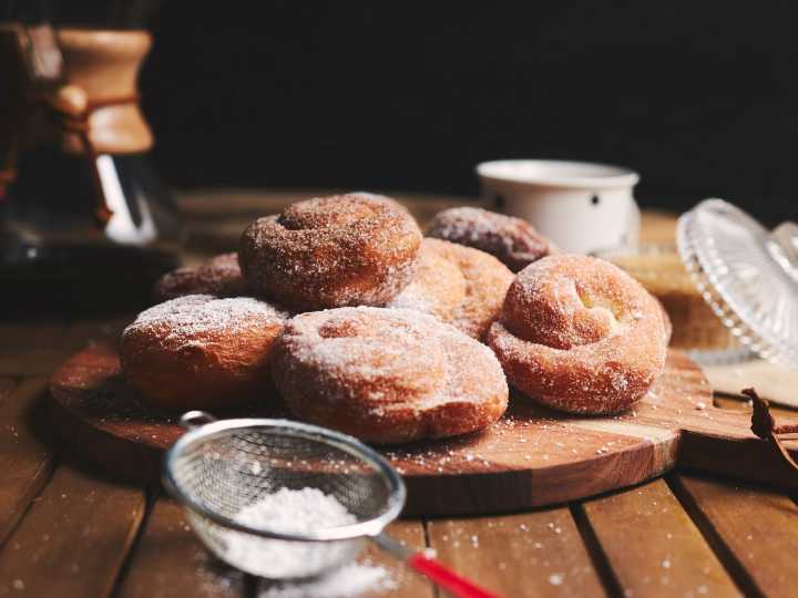 Receta de buñuelos dulces: cómo hacerlos bien esponjosos y deliciosos paso a paso