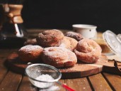 Receta de buñuelos dulces: cómo hacerlos bien esponjosos y deliciosos paso a paso