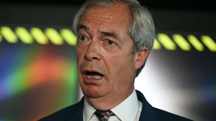 Nigel Farage unveils plan for ‘mass deportations’ of asylum seekers on 5 flights a day & will ban small boat claims