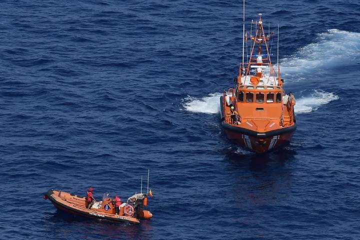Recuperados los cuerpos sin vida del piloto de la avioneta caída al mar en el Puerto de Sóller y de su hijo