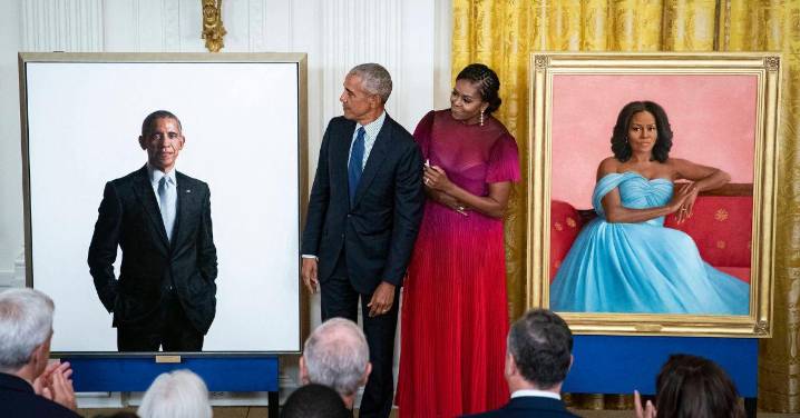 Trump Moved the Obama and Bush Portraits? in the White House