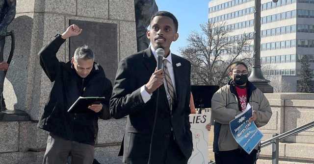 Minnesota Democrats Revoke Omar Fateh Mayoral Endorsement over Alleged Convention Vote 'Misconduct'