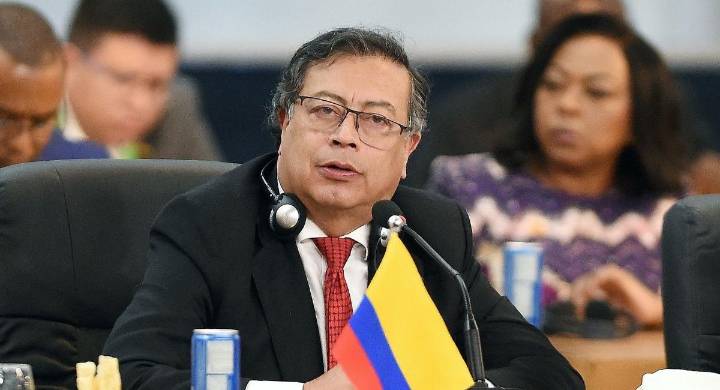 Gustavo Petro revela detalles del ataque a helicóptero de la policía: no fue con drones