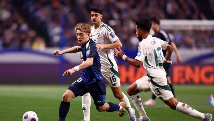 Japan forward Doan joins Frankfurt in five