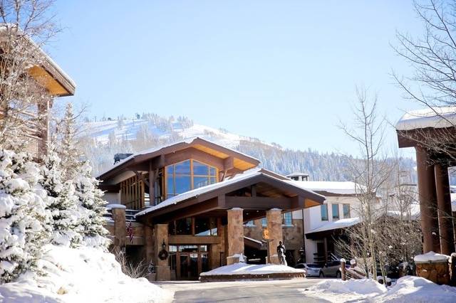 Stein Eriksen Lodge, residences finalists for 2025 World Ski Awards