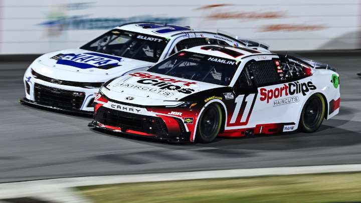 How to watch NASCAR free live stream today: Race start time, Cook Out Southern 500 tv channel, NASCAR Playoffs