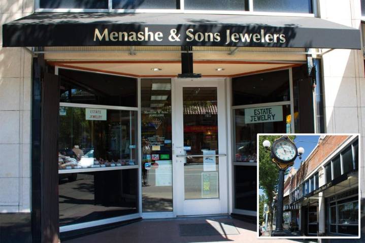 Smash-and-grab robbers steal $2M in jewelry in daytime Seattle heist that took about 90 seconds