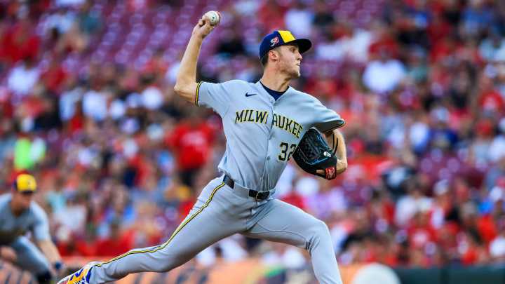 Brewers at Cubs odds, picks and predictions