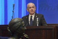 At least 25 killed by Israeli gunfire as Netanyahu says he will ‘allow’ Palestinians to leave