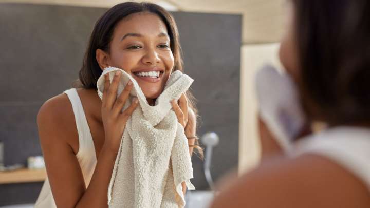 American Airlines, United, and Southwest passengers who have common beauty treatment issued 48