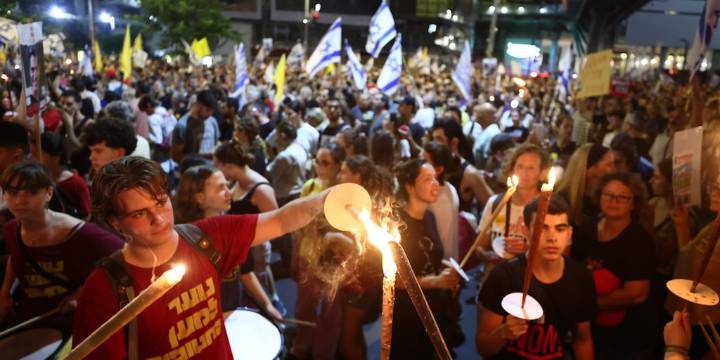 Masiva movilización en Israel: una multitud se congregó en Tel Aviv para exigir un acuerdo para liberar a los rehenes en Gaza