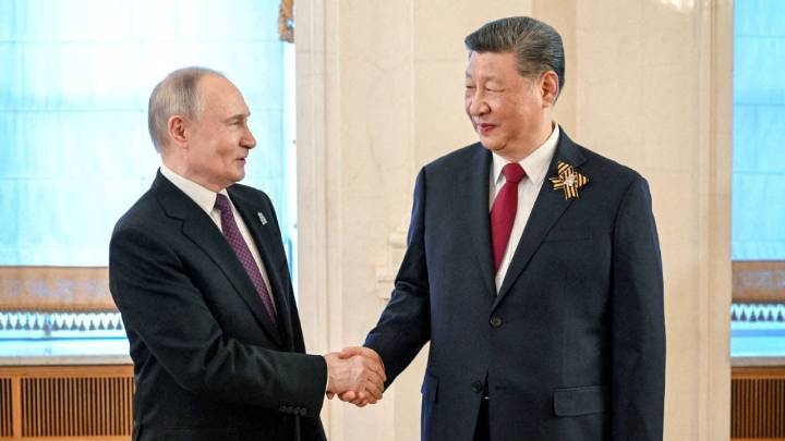 Putin viaja a China para buscar apoyo militar y económico entre sus principales aliados asiáticos