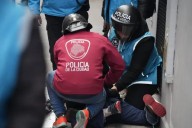 Dos fotógrafas fueron detenidas por la Policía en una nueva marcha de jubilados frente al Congreso