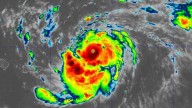 Erin se convierte en huracán de categoría 4 en el Atlántico