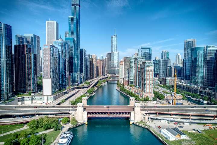 Why Choosing a Chicago Medical Malpractice Lawyer Matters in Illinois Cases