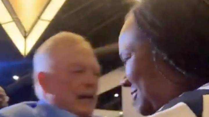 Jerry Jones takes subtle dig at Micah Parsons contract feud in interaction with Dallas Cowboys star's mom