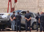 Detienen a conductor que se pasa en rojo; grúa lo traslada a un corralón al negarse a bajar