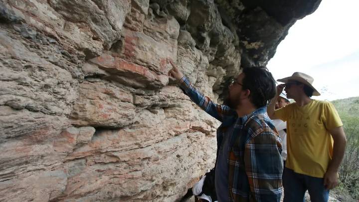 Descubren mil 500 pinturas rupestres en Tehuacán; tendrían 10 mil años de antigüedad