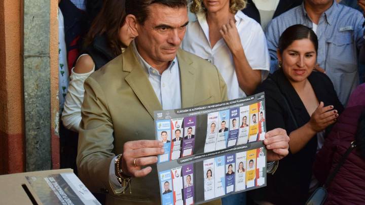 Bolivia deja atrás la era del Movimiento al Socialismo y tendrá un sorpresivo segundo turno en octubre entre Paz Pereira y "Tuto" Quiroga