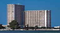 Más de cincuenta personas sufren una intoxicación en un hotel de La Manga