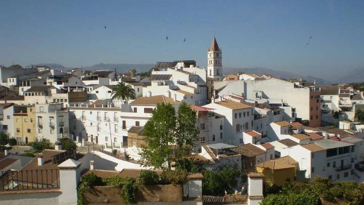 La Diputación de Málaga impulsa la energía sostenible y los refugios climáticos