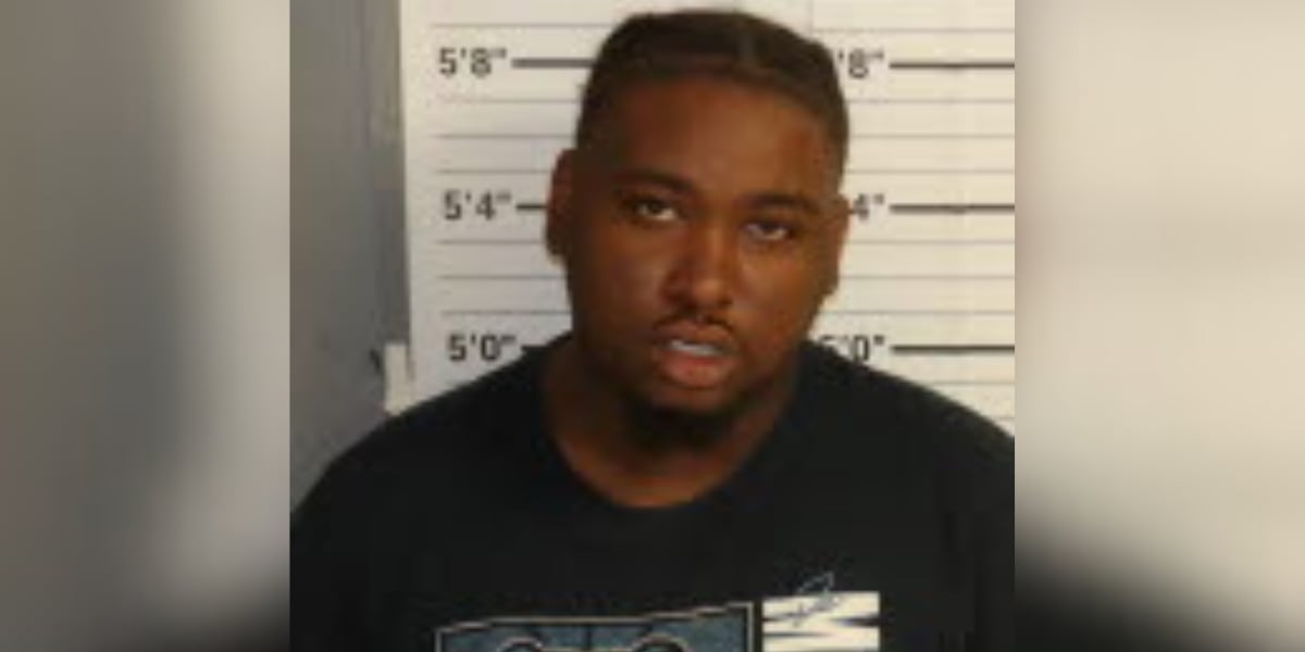 Convicted felon now charged with murder in connection with deadly Frayser apartment shooting