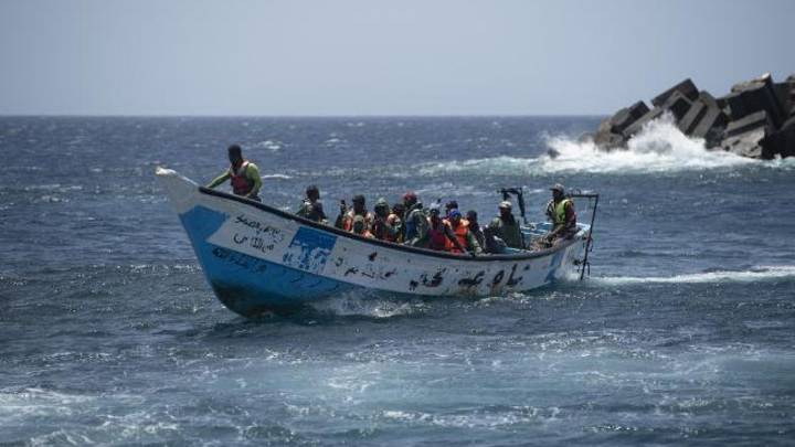 Salen de Canarias otros cinco menores migrantes rumbo a la Península