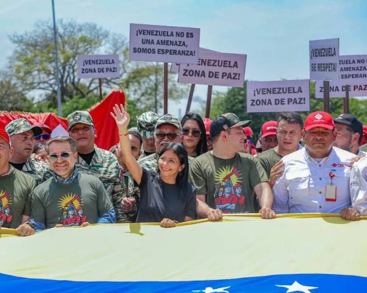 Masiva Jornada de alistamiento de trabajadores de hidrocarburos en Refinería El Palito / Fotos