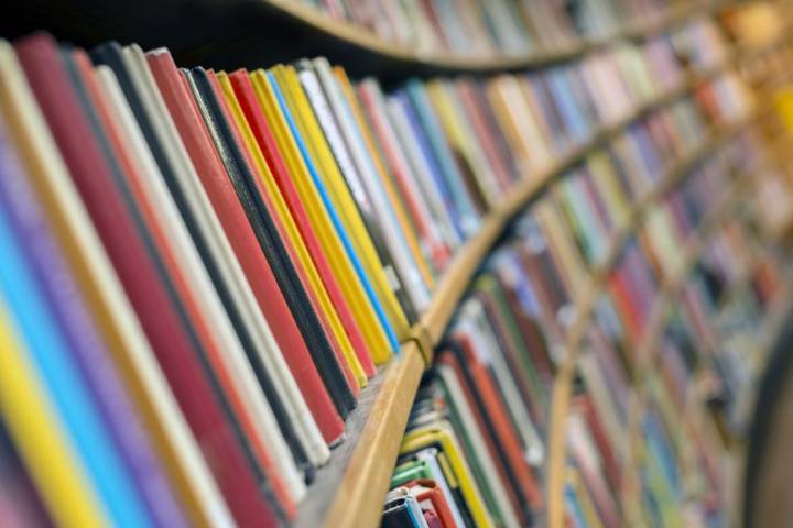 Commentary: Community impact on literacy